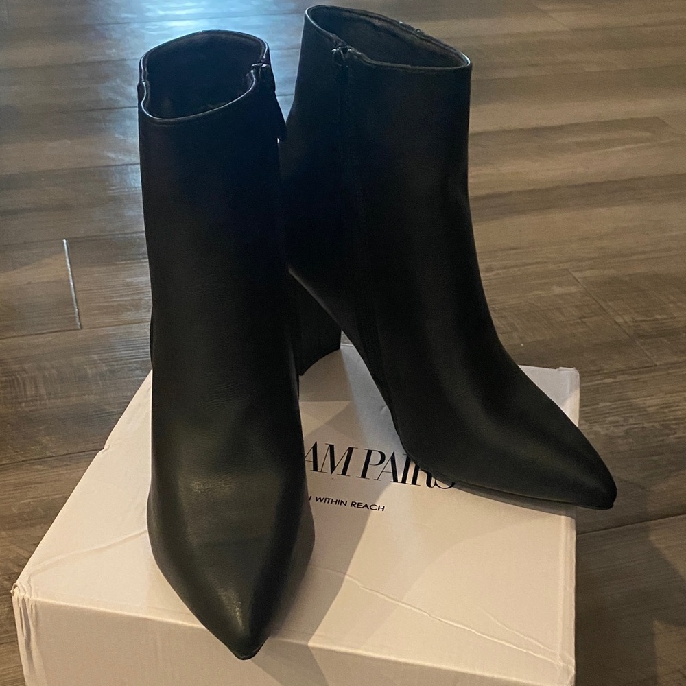 Dream Pairs Sleek Black Ankle Booties